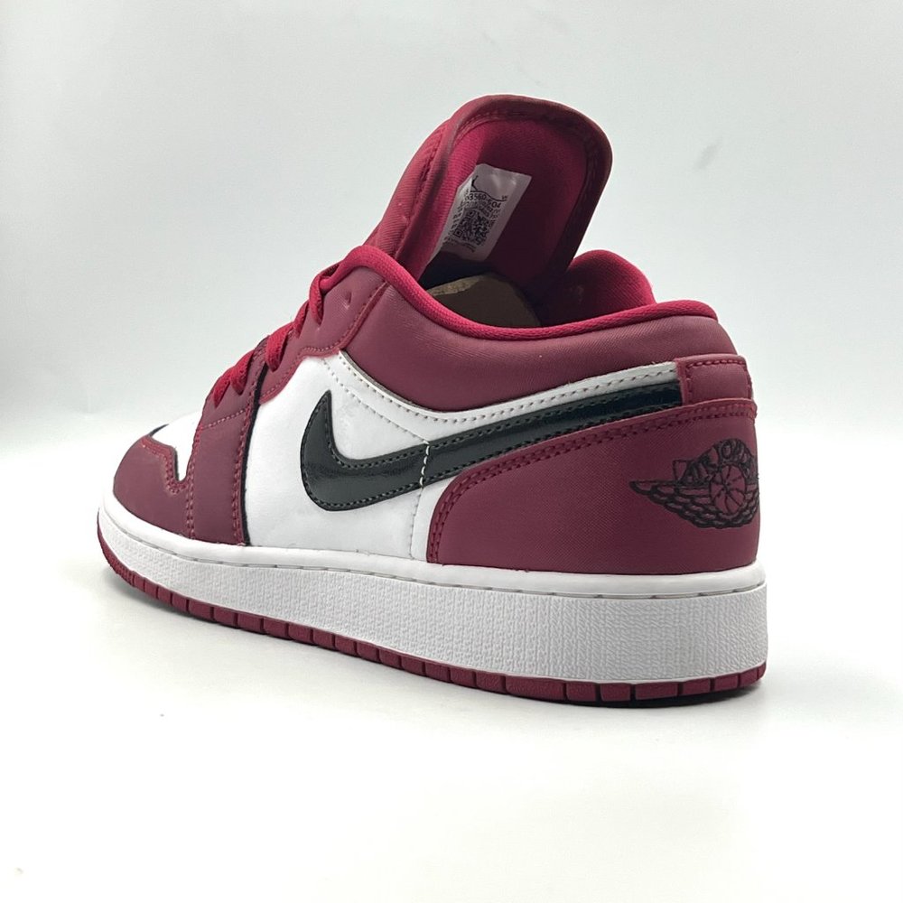 Air Jordan 1 Low GS 'Noble Red' (2020) - Picture 7 of 16